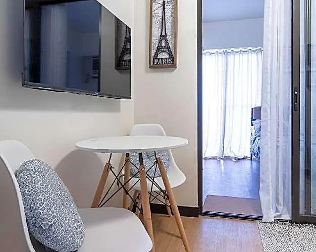 Cozy 1br Unit W/ Wi-fi+netflix 호텔 4*