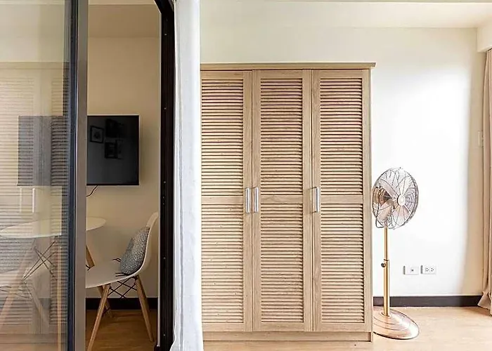 Cozy 1br Unit W/ Wi-fi+netflix 호텔